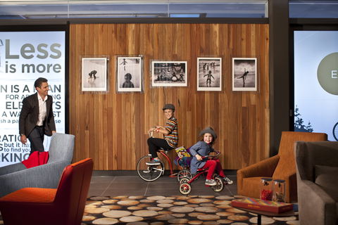 East Hotel + Apartments - Tourism Cairns 3