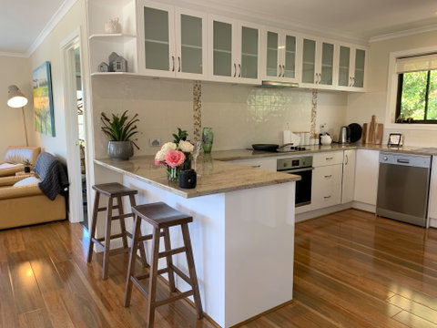 Hahndorf Luxury Lodge - Tourism Cairns 2