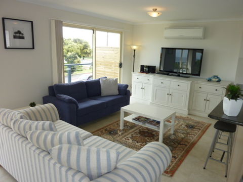 Knights Rest - Tourism Cairns 1