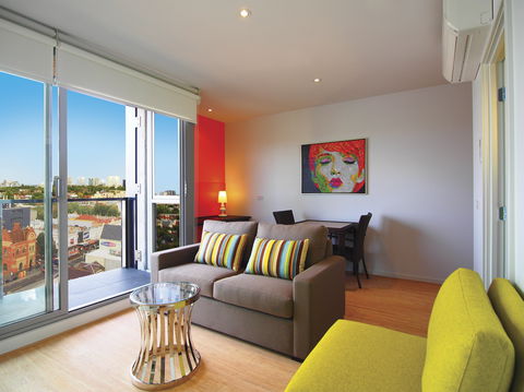 Oaks Melbourne South Yarra Suites - Tourism Cairns 0