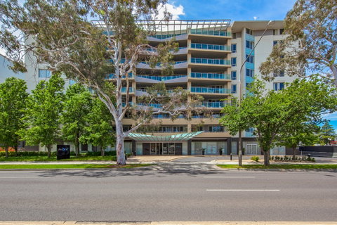 Pacific Suites Canberra - Tourism Cairns 1