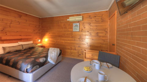 Paruna Motel - Tourism Cairns 5