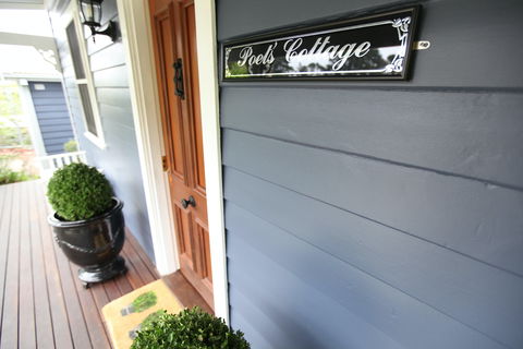 Poets Cottage - Tourism Cairns 1