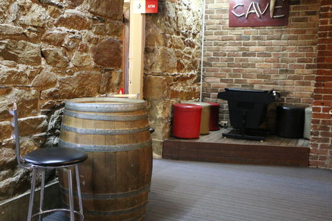 The Royal Hotel Bungendore - Tourism Cairns 3