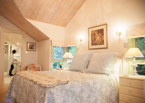 The Studio & The Barn - Tourism Cairns 1