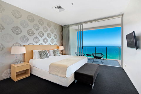 ULTIQA Air On Broadbeach - Tourism Cairns 2