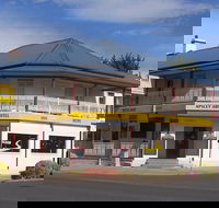 Apsley Arms Hotel - Tourism Cairns