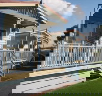 Barrack Point Holidays at Warilla Bowling Club - Tourism Cairns