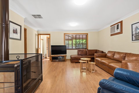 Century21 SouthCoast: Reef & Vines Port Noarlunga - Tourism Cairns 1