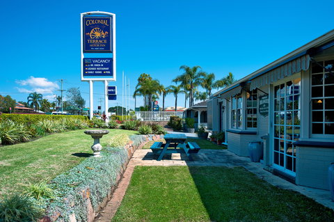 Colonial Terrace Motor Inn And Terrace Brasserie - Tourism Cairns 0