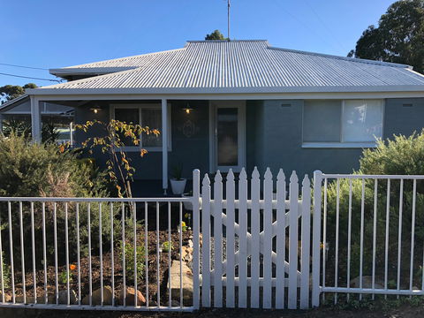 Jacks House '2' B&B Clare - Tourism Cairns 0