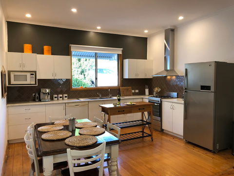 Jacks House '2' B&B Clare - Tourism Cairns 2