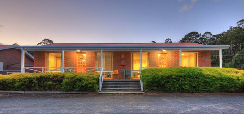 Kermandie Lodge - Tourism Cairns 0