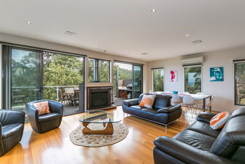 L'Vista Lorne - Tourism Cairns 0