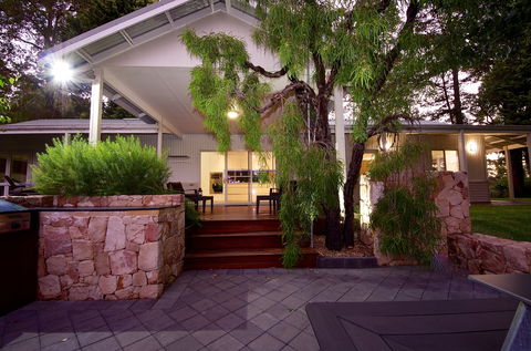 Marri House - Tourism Cairns 0
