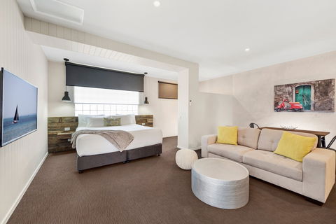 Moonlight Bay Apartments - Tourism Cairns 0