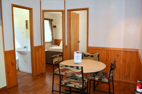Nitmiluk Cabins - Tourism Cairns 2