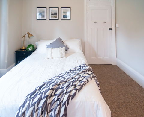 Royal Mail Hotel Braidwood - Tourism Cairns 1
