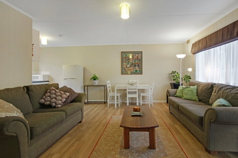 Akora Flats - Tourism Cairns 0