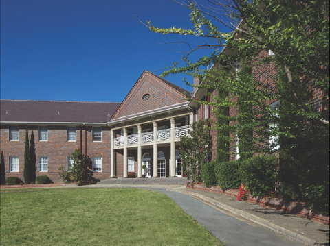 Brassey Hotel - Tourism Cairns 1
