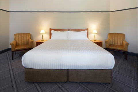 Brassey Hotel - Tourism Cairns 2