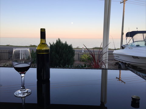 Deckadence Seafront - Tourism Cairns 2