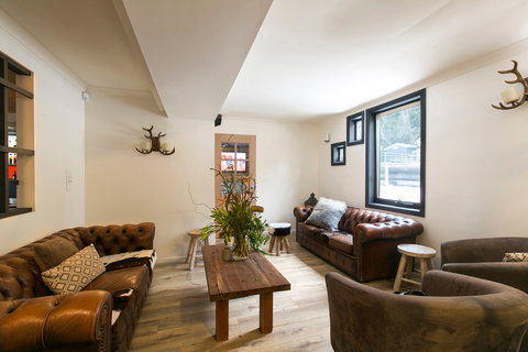 Feathertop Alpine Lodge - Tourism Cairns 2