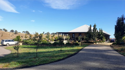 Hillcrest House Binda - Tourism Cairns 0