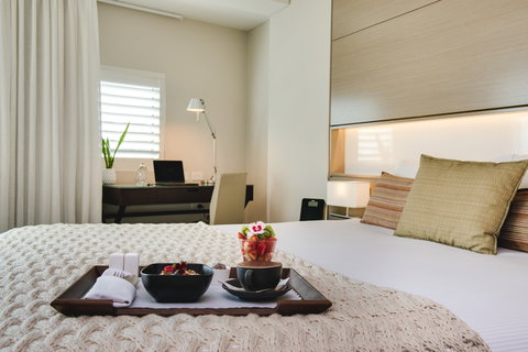 The Point Brisbane Hotel - Tourism Cairns 1