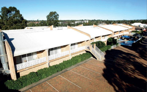 The Hermitage Campbelltown - Tourism Cairns 2