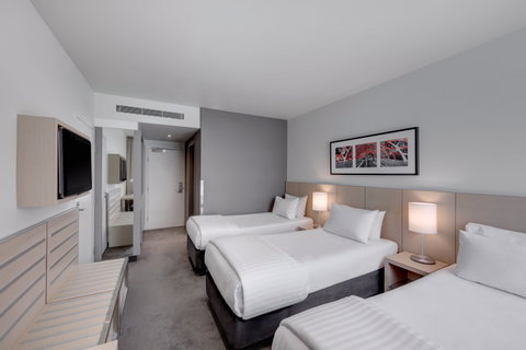 Travelodge Hotel Melbourne Docklands - Tourism Cairns 2