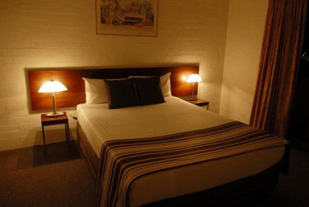 Atrium Resort Mandurah - Tourism Cairns 2