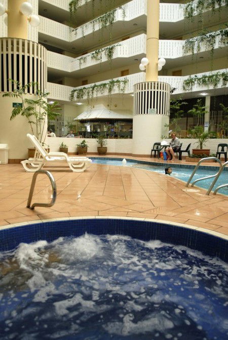 Atrium Resort Mandurah - Tourism Cairns 5
