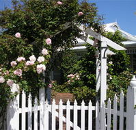Durack House Bed  Breakfast - Tourism Cairns