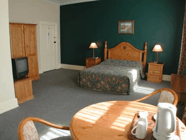 Rosie O'Grady's Irish Pub - Tourism Cairns 3