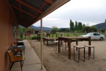The Araluen Valley Hotel - Tourism Cairns 4