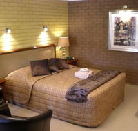 Estelle Kramer Motor Inn - Tourism Cairns