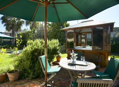 Waratah Brighton Boutique Bed And Breakfast - Tourism Cairns 5