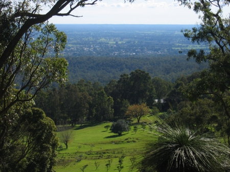 Vista Ridge Estate - Top Paddock Cottage - Tourism Cairns 2