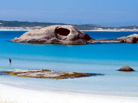 Pink Lake Tourist Park - Tourism Cairns 0