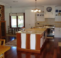 Poplar Cottage Bed And Breakfast - Tourism Cairns