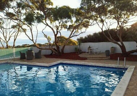 Eucla Motor Hotel - Tourism Cairns 2