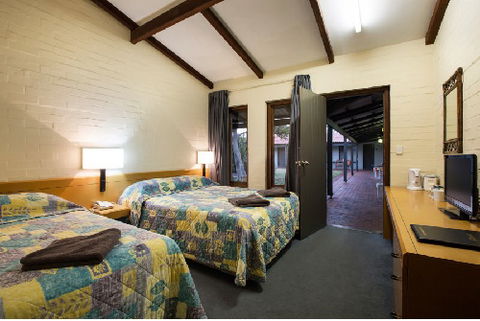 Wintersun Hotel Motel - Tourism Cairns 2