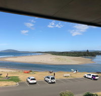 Beachfront Apartment - Tourism Cairns
