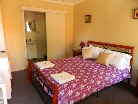 Beaufort House - Tourism Cairns 0