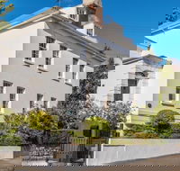 Bennell Georgian Townhouse - Tourism Cairns