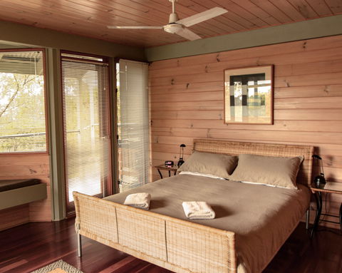 Bombah Point Eco Cottages - Tourism Cairns 2
