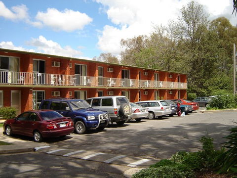 Corowa Golf Club And Motel - Tourism Cairns 0