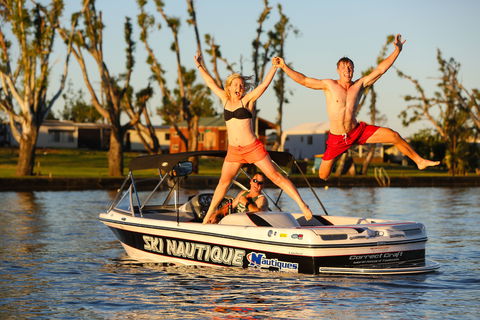 DC On The Lake - Tourism Cairns 2