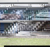 Echidna Drive Idyll Acres - Tourism Cairns